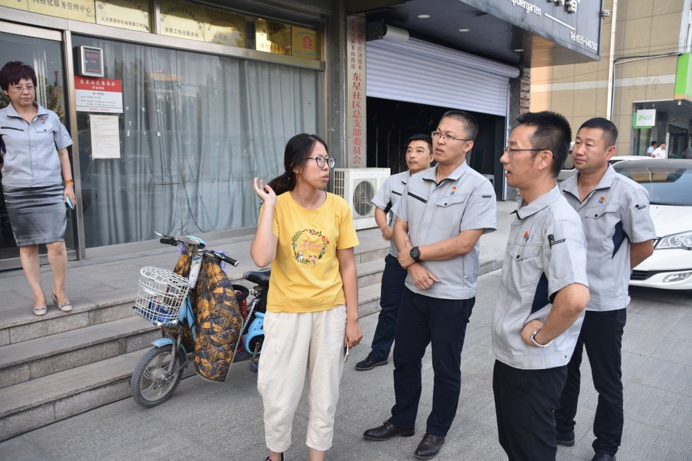 党员社区双报到 志愿服务暖人心