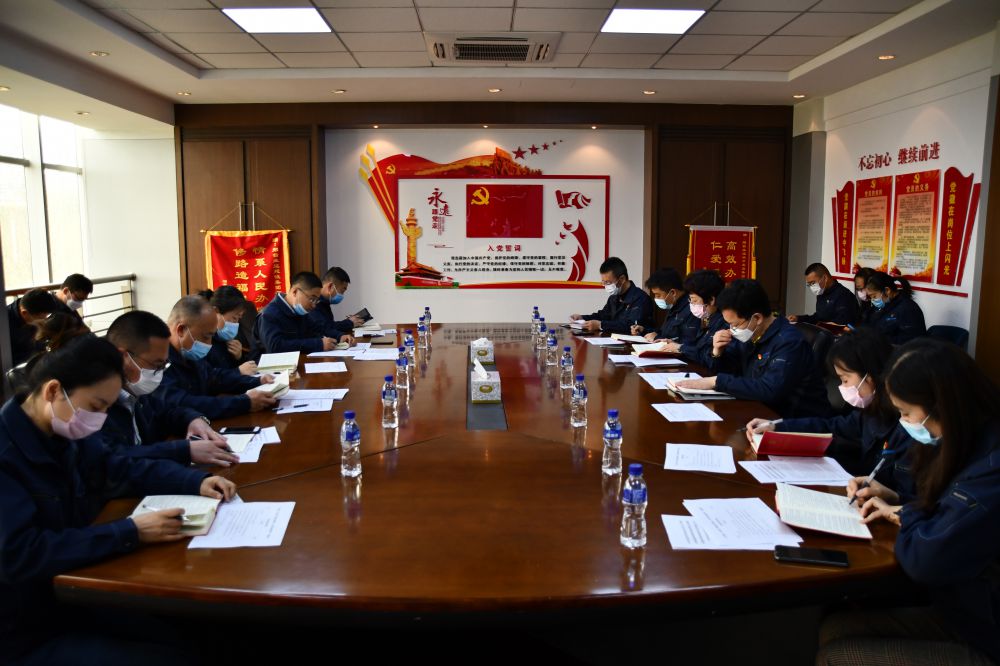 四个支部“全面开花”争相开展“践初心担使命 攻坚夺取双胜利”主题党日活动