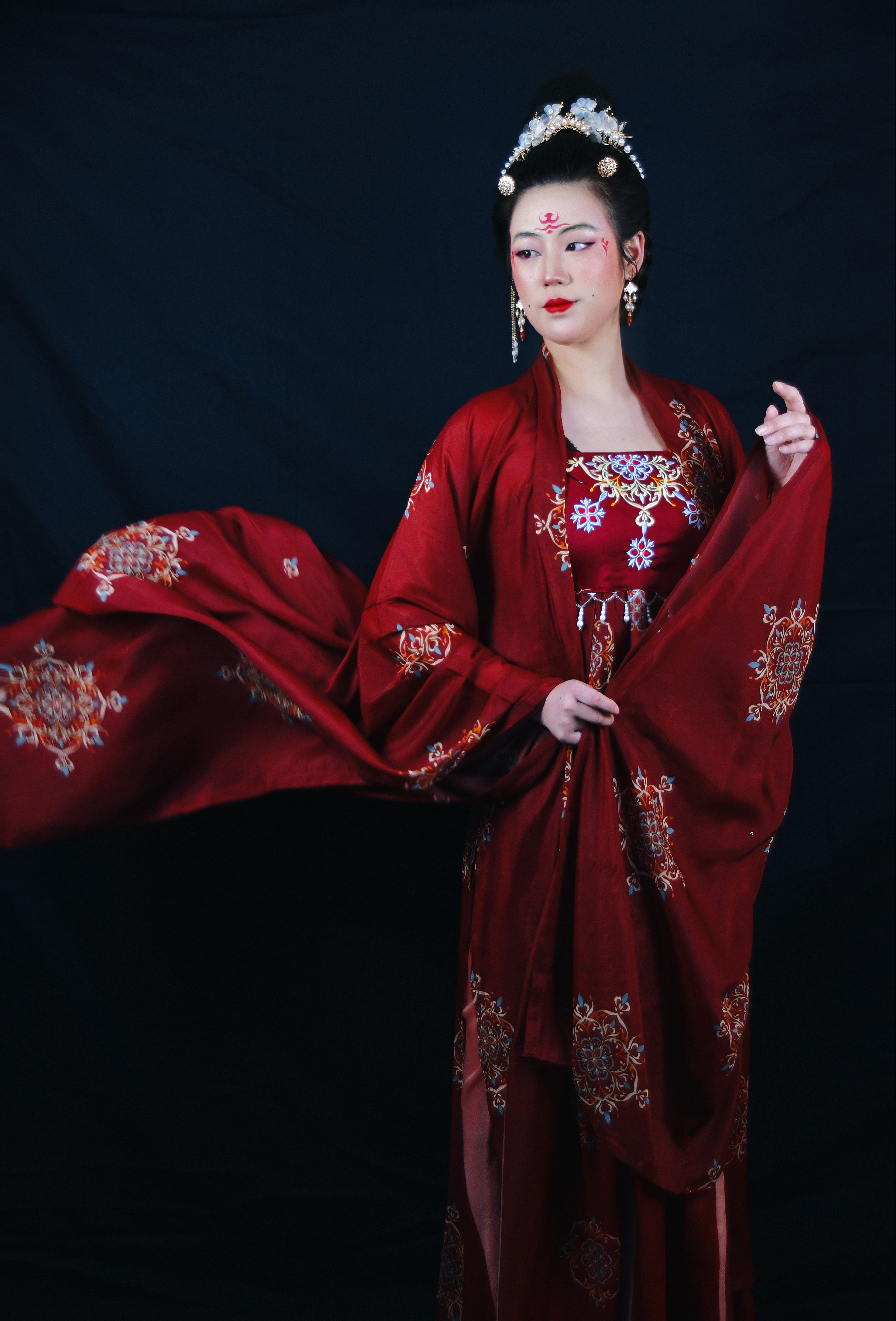 杨丽聘.JPG