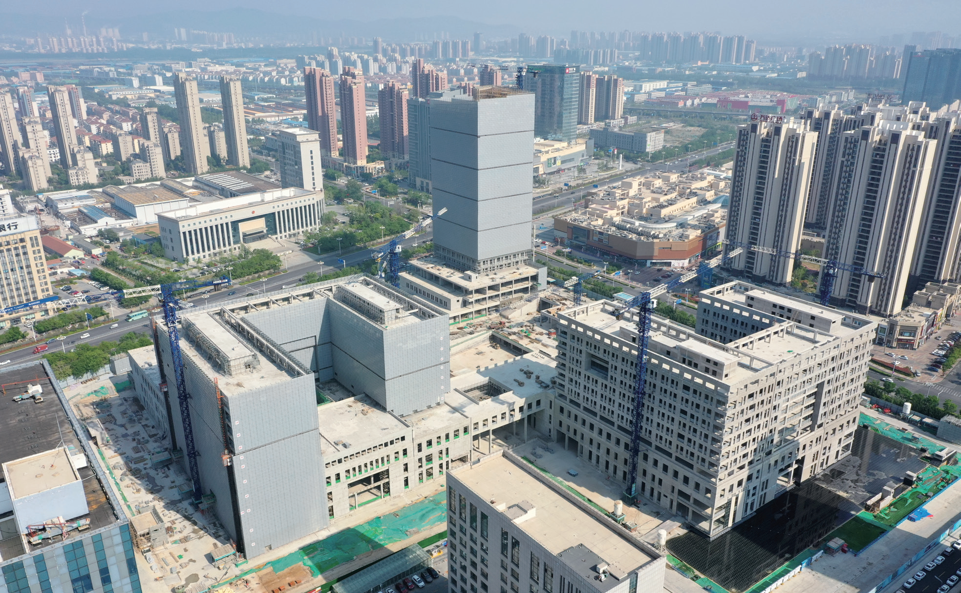 加速！城市新地标大步迈进