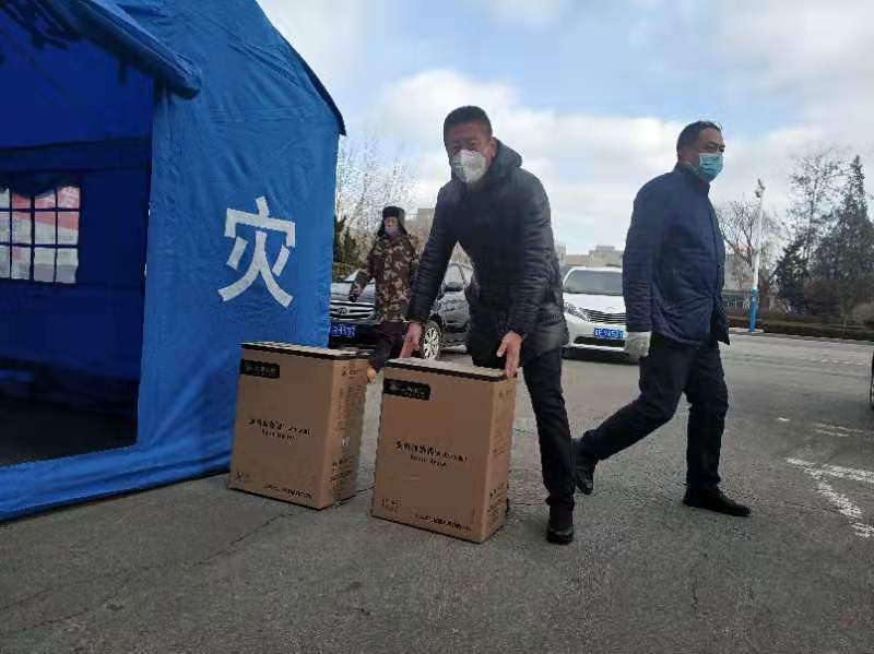 疫情中挺身而出的业达城发人