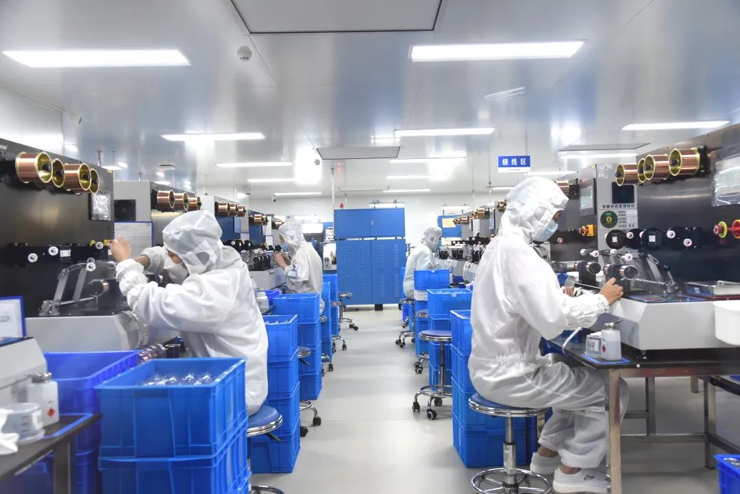 【黄渤海新区公众号】新春走基层丨一诺：轰足“油门”加速跑